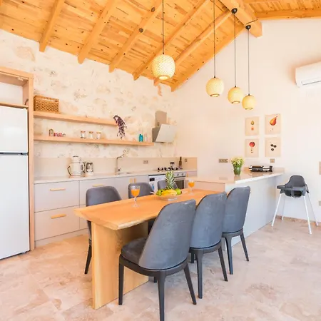 فيلة Alaf I Kalkan Korunakli I Private Pool